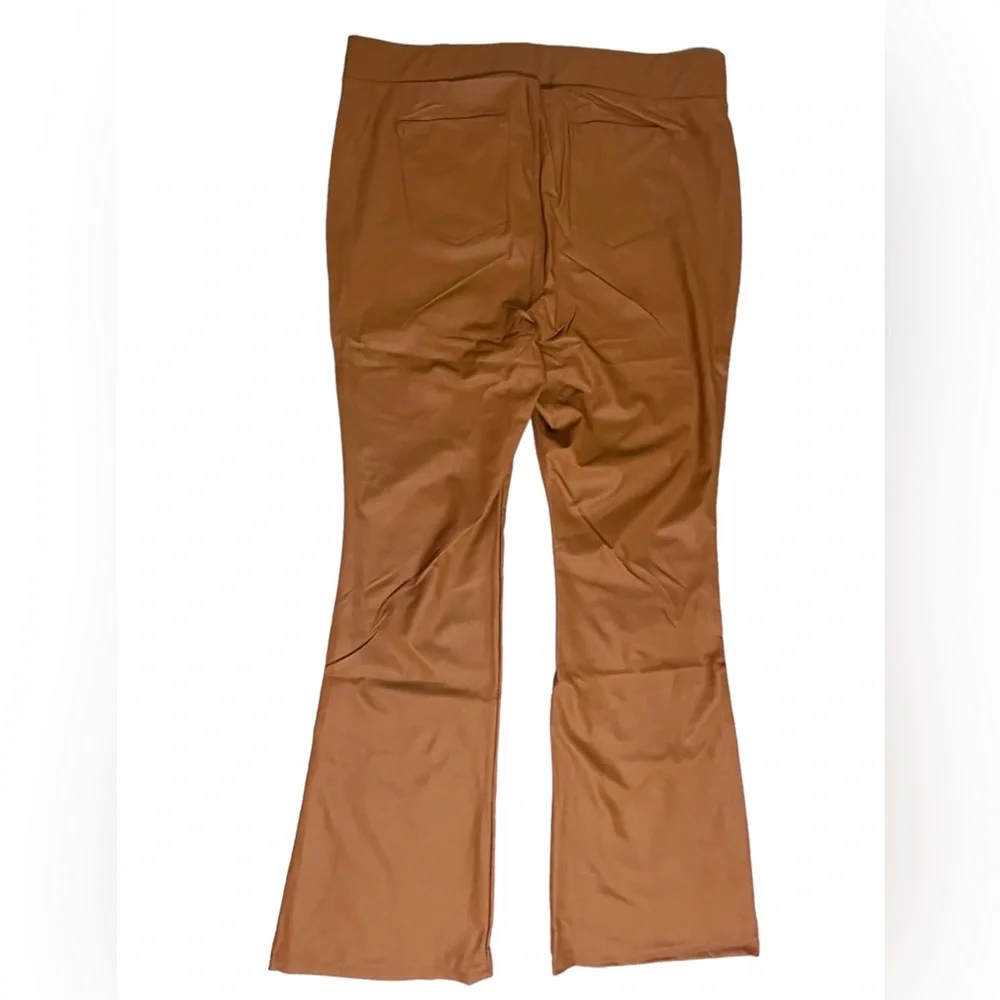 NWT Torrid Signature Waist Faux Leather Slim Boot Legging | 18/20 - Picture 4 of 9